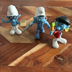 Smurfs Blue Figurine Set: brainy, handy, and painter Smurfs ,excellent condition